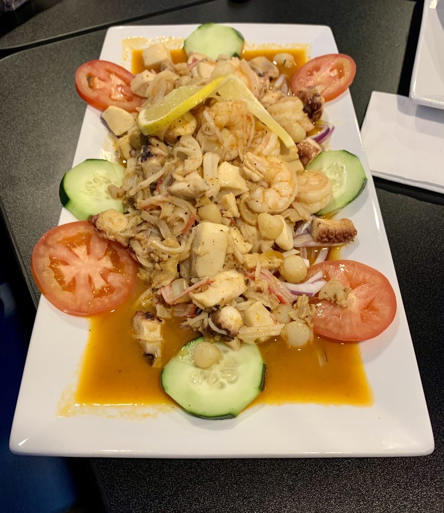 EL CAPITAN 13 Photos & 14 Reviews 701 N Lake St, Aurora, Illinois