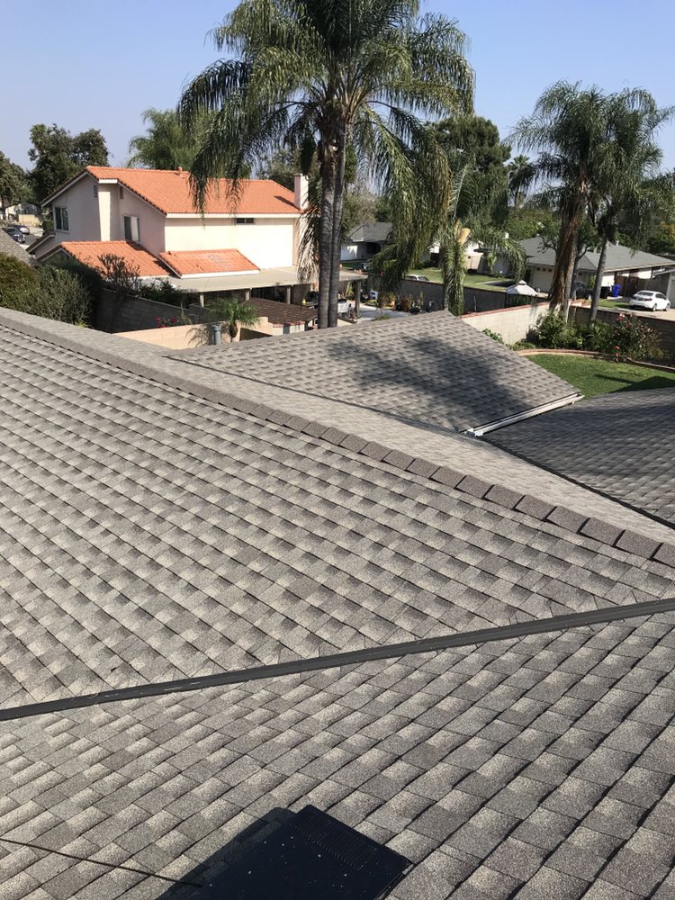 Slide of Divine Roofing Services