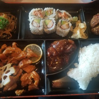 Sushi Yoshi - teriyaki chicken bento box b - Sushi Bars Near Me - Vienna, Virginia