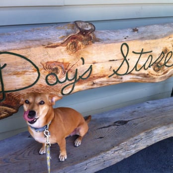 Day's Store - Grocery Near Me - Belgrade Lakes, Maine