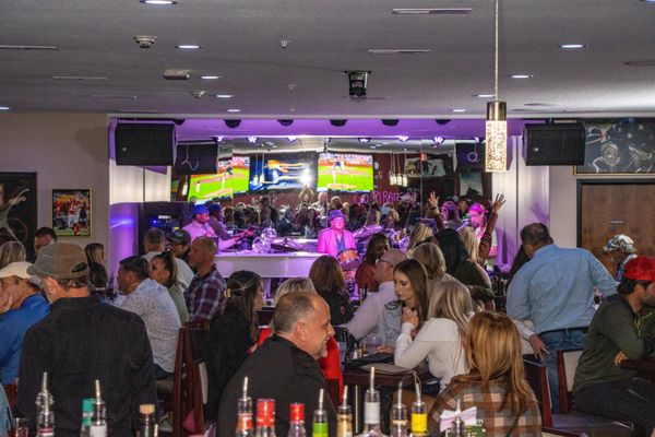 The Encore Lakeside Grill & Sky Bar by null