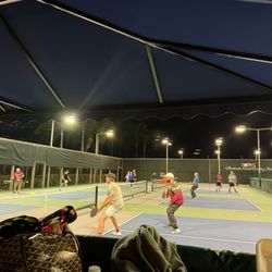 Fairbanks Ranch Country Club - Pickleball courts