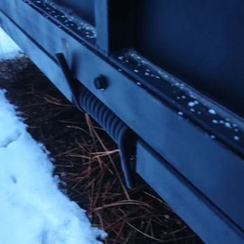 Washington Auto Carriage - Center lift assist spring on backwards - RV Repair Near Me - Spokane Valley, Washington Washington Auto Carriage - Center lift assist spring on backwards - RV Repair Near Me - Spokane Valley, Washington