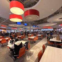 Saucy Asian - Shared dining area