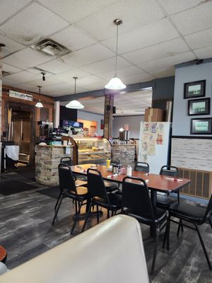 Maggie's Bar and Grill by null