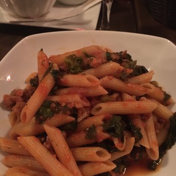 Trattoria II Ritrovo - a plate of pasta with spinach - Italian Near Me - Montreal, Quebec Trattoria II Ritrovo - a plate of pasta with spinach - Italian Near Me - Montreal, Quebec