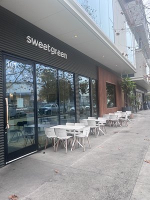 sweetgreen by null