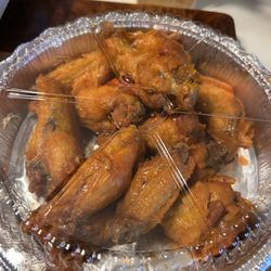 East Quogue Pizza & Deli - Chicken wings