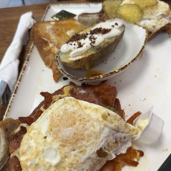 Madres Brunch - Los Cubanos - Breakfast & Brunch Near Me - Whittier, California