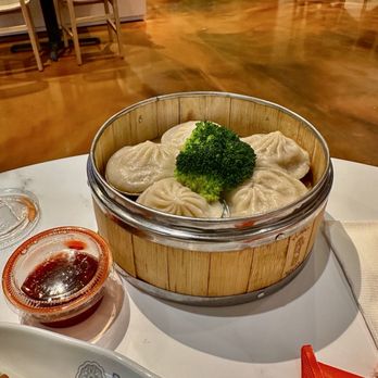 Bakery 1908 - Shanghai soup dumplings - Bakeries Near Me - Orlando, Florida