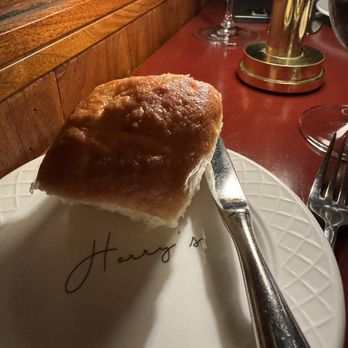 Harry's - Bread - Steakhouses Near Me - Manhattan, New York