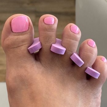 Amour Nails & Lash - Pink painted toes - Nail Salons Near Me - Roseville, California