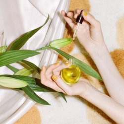 Lash and Beauty Bar