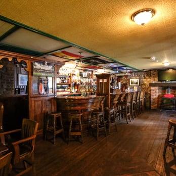 Boyles of Slane - The bar at Boyles where many a celeb had a pint Jon Bon Jovi, Glen Hansard, Paul Heaton.... - Music Venues Near Me - Slane, MH Boyles of Slane - The bar at Boyles where many a celeb had a pint Jon Bon Jovi, Glen Hansard, Paul Heaton.... - Music Venues Near Me - Slane, MH