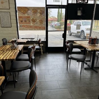 Amaze Noodles - Dining area - Asian Fusion Near Me - Los Alamitos, California