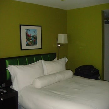 OPUS Hotel Vancouver - Hotels Near Me - Vancouver, British Columbia OPUS Hotel Vancouver - Hotels Near Me - Vancouver, British Columbia