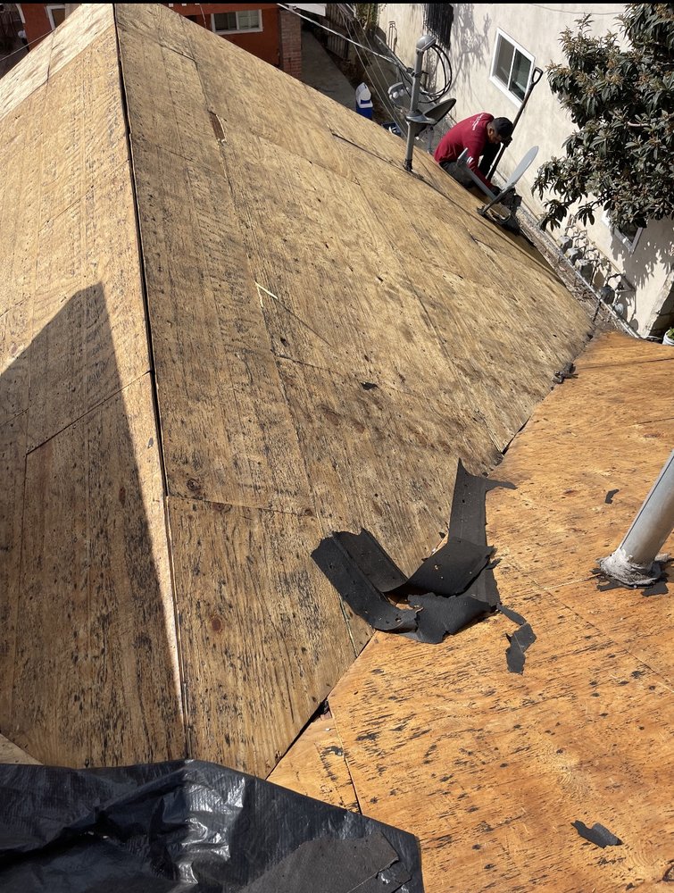 Slide of Roof Expert