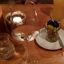 We1ns - Entspannter Weinabend
