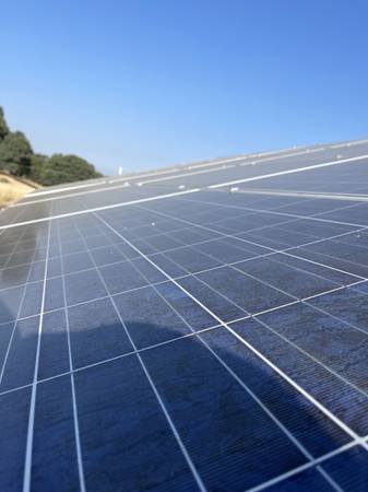 Slide of Foothills Solar Cleaning