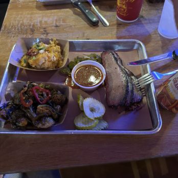 Stiles Switch BBQ & Brew - 1 Meat Plate - Barbeque Near Me - Austin, Texas