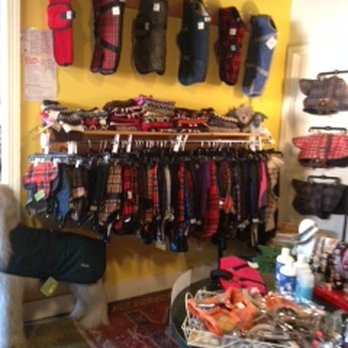 Animal Connection - Stylish accessories, coats, sweaters, leads, collars - Pet Stores Near Me - Charlottesville, Virginia Animal Connection - Stylish accessories, coats, sweaters, leads, collars - Pet Stores Near Me - Charlottesville, Virginia