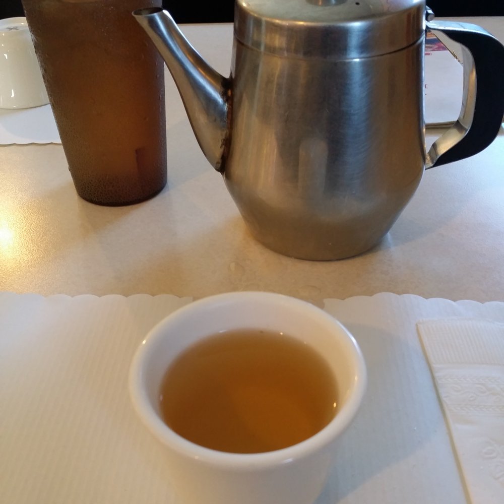 Lucky China Restaurant - Free tea - Chinese Near Me - Carson, California