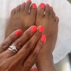 Gel manicure and spa pedicure