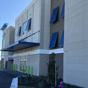 StoreRight Self Storage - Self Storage Near Me - Land O' Lakes, Florida
