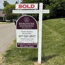 Berkshire Hathaway HomeServices Tomie Raines - Sold!