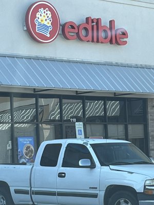 Edible Arrangements by null