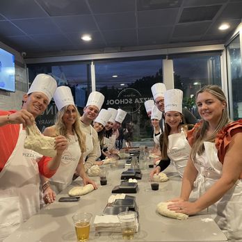 Miami Pizza School - Cooking Classes Near Me - Miami, Florida Miami Pizza School - Cooking Classes Near Me - Miami, Florida