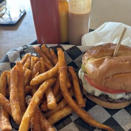 Tri-State Burger & fries
