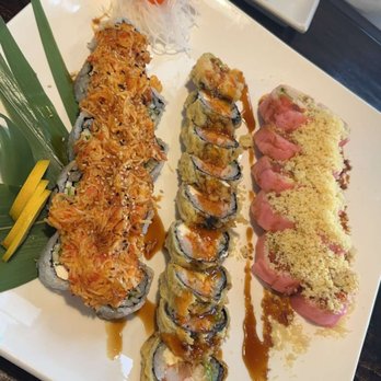 King Kong Sushi - Hurricane roll, Yummy roll, Super crunch roll (left to right) - Sushi Bars Near Me - Myrtle Beach, South Carolina