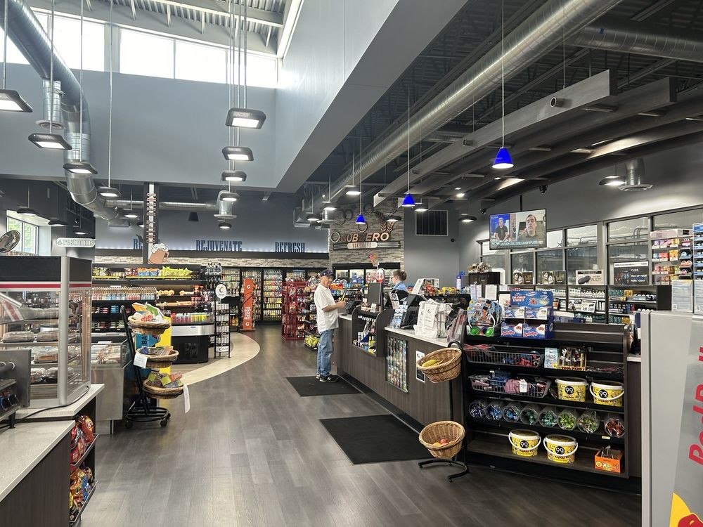 TIDAL WAVE CAR WASH Updated May 2024 127 Clarkson Rd, Ellisville