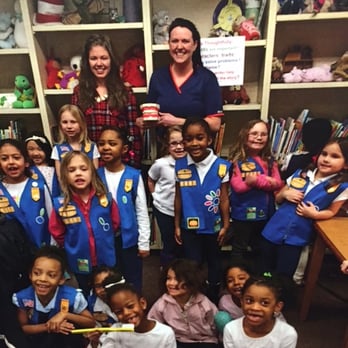 Sloop Dental - Our staff with the Girl Scouts - General Dentistry Near Me - Chicago, Illinois