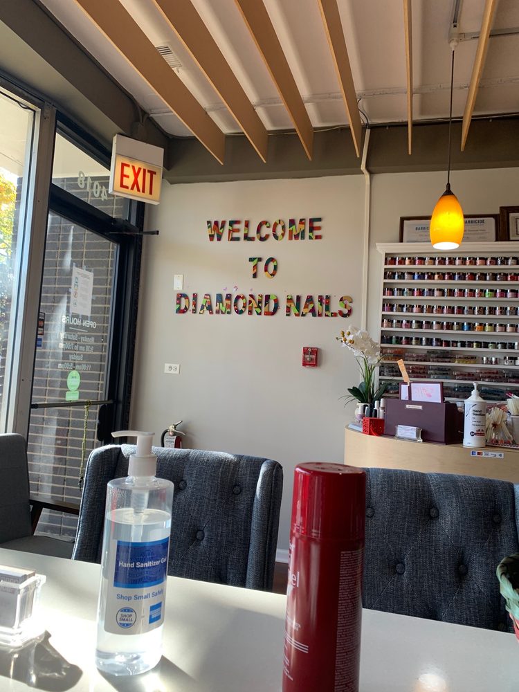 DIAMOND NAILS Updated September 2024 84 Photos & 22 Reviews 4018