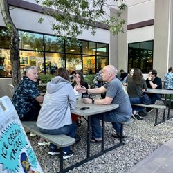 CraftHaus Brewery - Picnic table seating