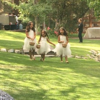The Guest Ranch at Pacific Crest - Flower girls - Wedding Planning Near Me - Wrightwood, California The Guest Ranch at Pacific Crest - Flower girls - Wedding Planning Near Me - Wrightwood, California