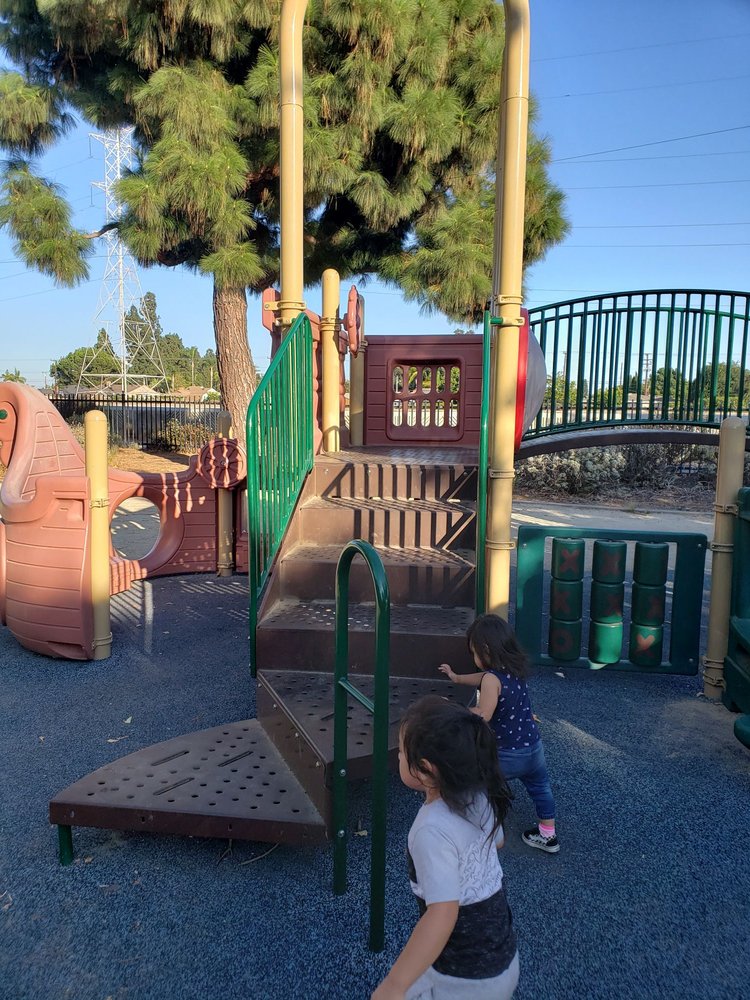 TREASURE ISLAND PARK 32 Photos & 12 Reviews 9300 Bluff Rd, Downey