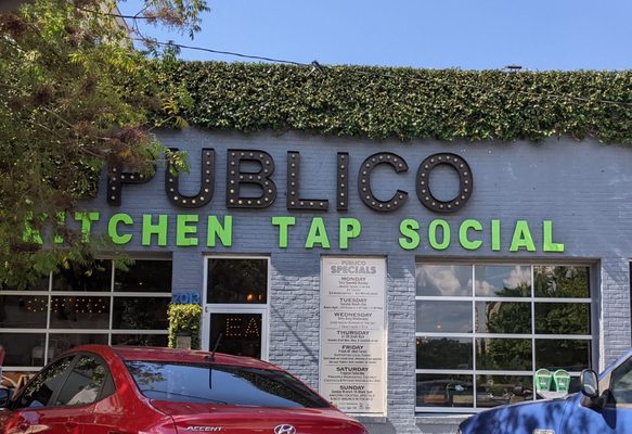 Publico by null