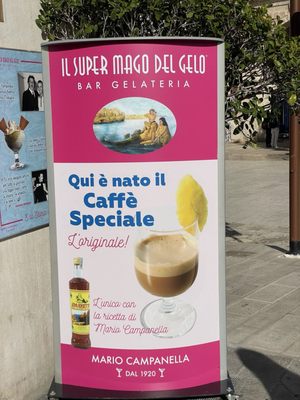 The Super Mago del Gelo Mario Campanella by null