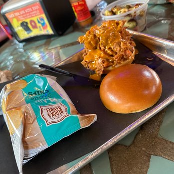 Yellow Dog Eats - Yellow Dog 's Famous Pulled Pork Sandwich - Sandwiches Near Me - Windermere, Florida Yellow Dog Eats - Yellow Dog 's Famous Pulled Pork Sandwich - Sandwiches Near Me - Windermere, Florida
