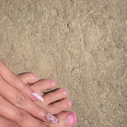 LynnNails - Gel nails & French Tip pedicure