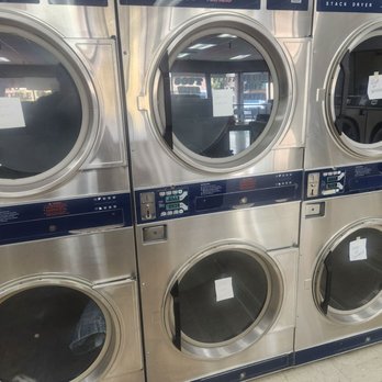 Tiny Bubbles - 75% of the dryers are broke! - Laundromat Near Me - Bullhead City, Arizona Tiny Bubbles - 75% of the dryers are broke! - Laundromat Near Me - Bullhead City, Arizona