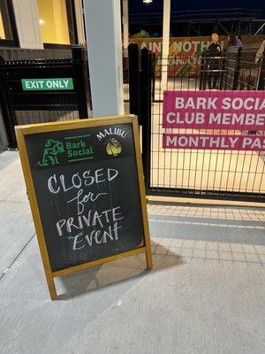 Bark Social by null
