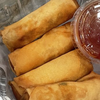 Saladang - Eggroll - Thai Near Me - Pasadena, California
