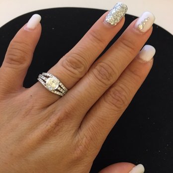 Gradient Nail - Nail Salons Near Me - Honolulu, Hawaii Gradient Nail - Nail Salons Near Me - Honolulu, Hawaii