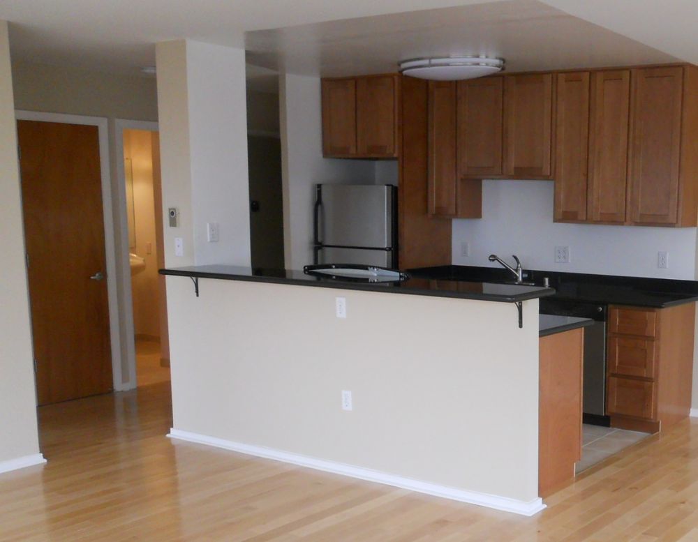 Slide of Eagle Ridge Construction & Roofing