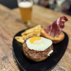 Black Iron Burger - Iberico Burger (5 oz)