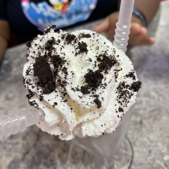Aj's Diner - Oreo Milkshake - Diners Near Me - El Paso, Texas